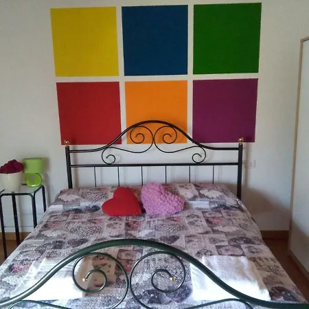 Casali Scjs Farm stay Venzone